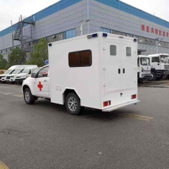 Isuzu pickup truck mobile ambulance