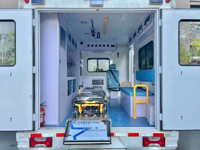 Iveco Daily Mobile Ambulance
