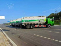 SHACMAN F3000 6×4 Bulk Feed Transport Truck