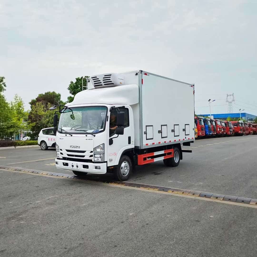 Isuzu KV100 Chick Transport Truck
