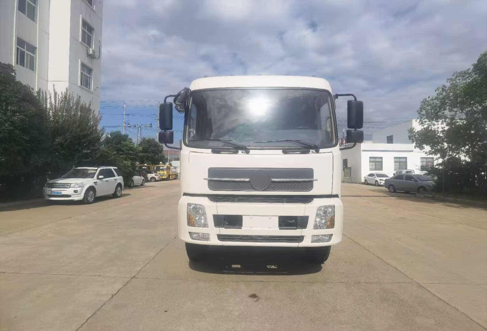 Dongfeng Tianjin Dump Truck