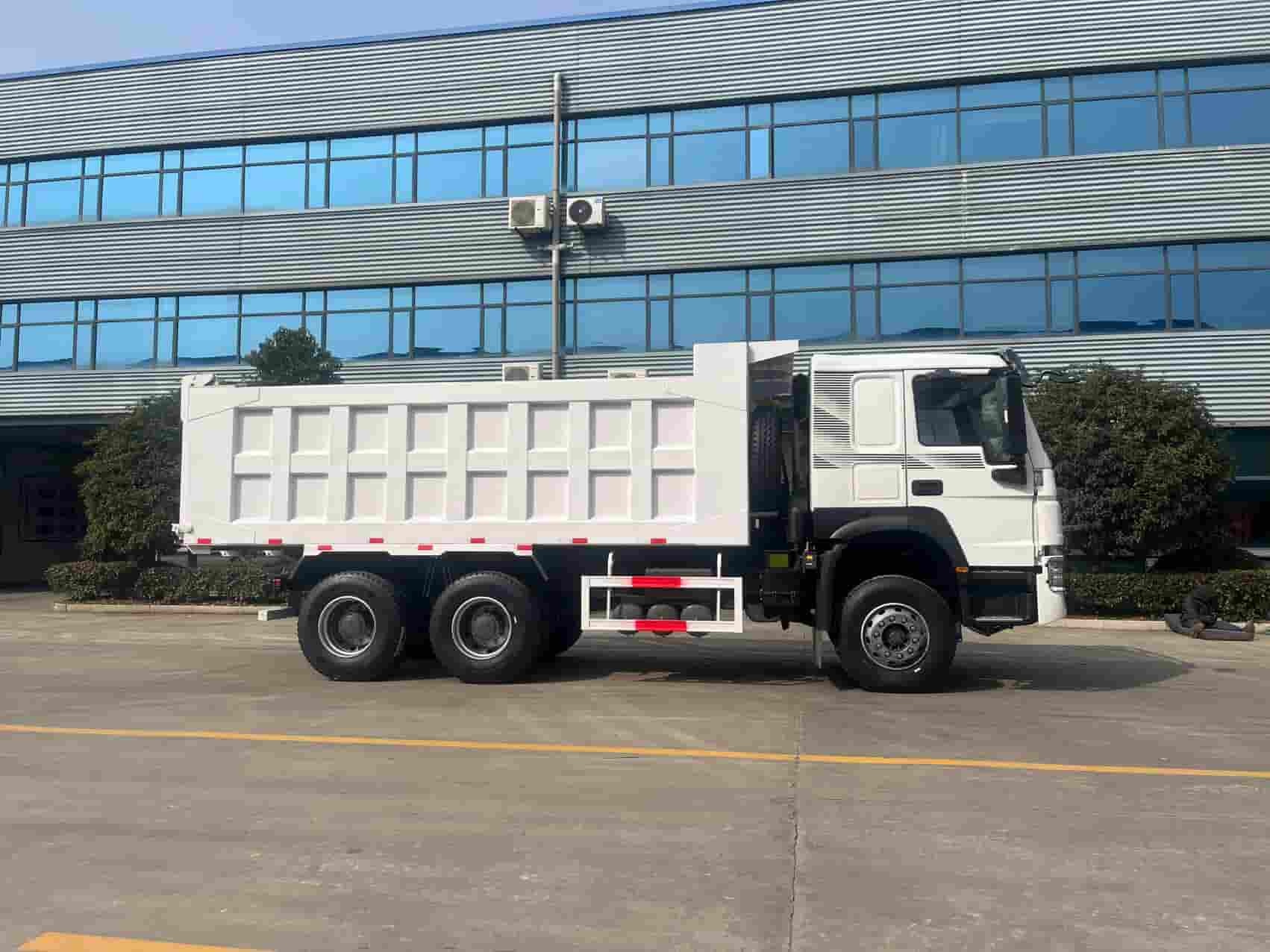 5.6m Chengli National III Dump Truck