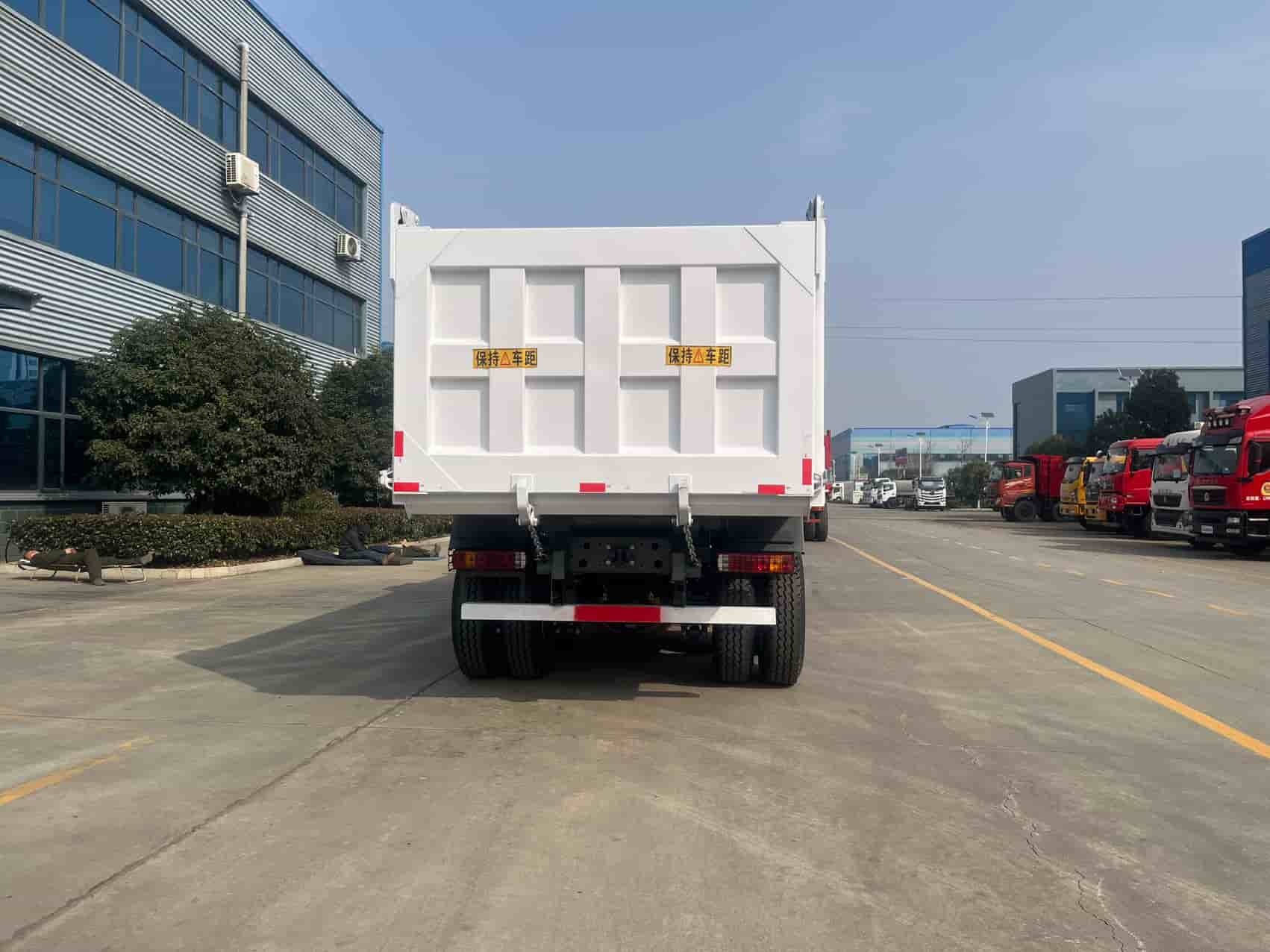 5.6m Chengli National III Dump Truck