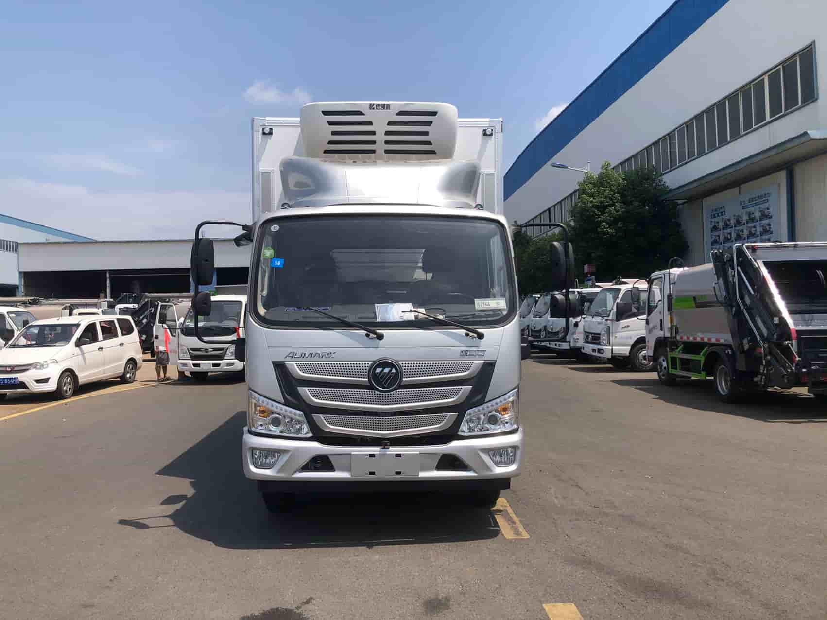Foton Aumark Chick Transport Vehicle (Chicks)