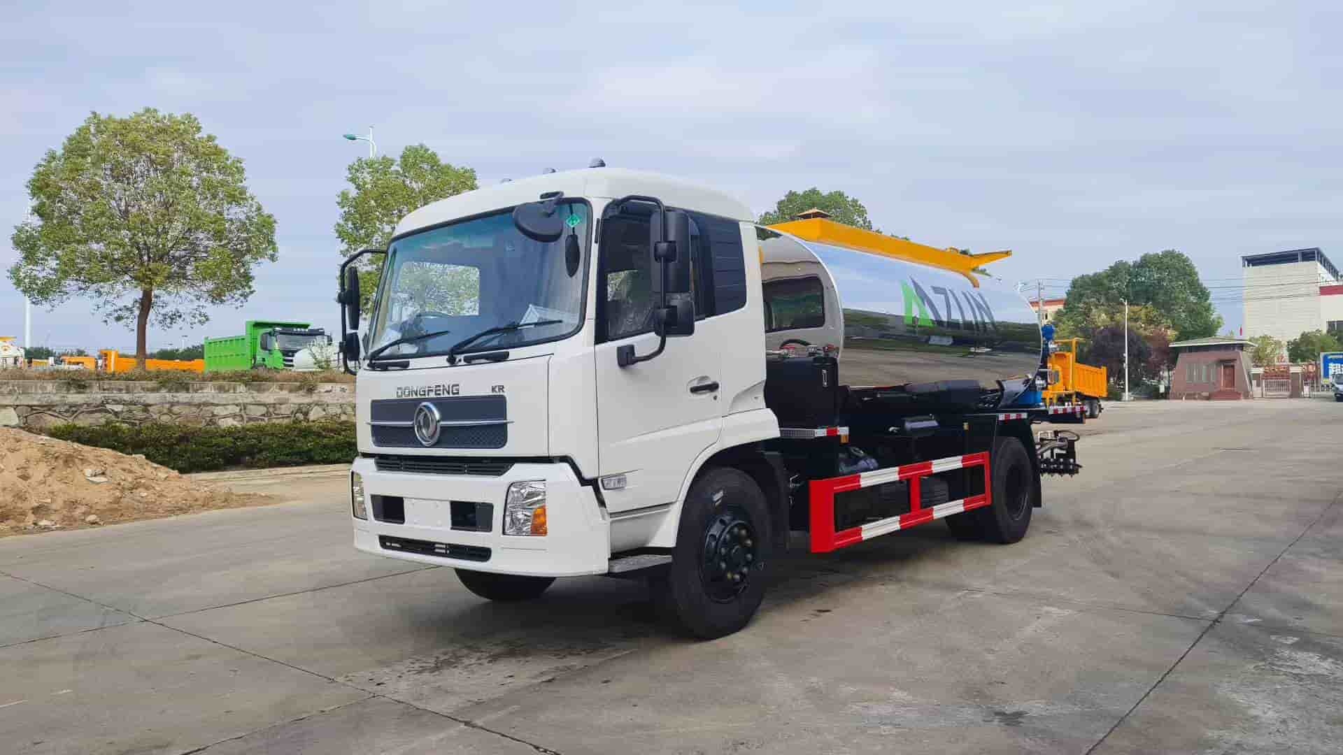 Dongfeng 4×2 asphalt distributor