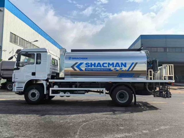 SHACMAN 4×2 Asphalt Distributor