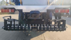 Sinotruk NX300 12 cubic meter asphalt distributor truck