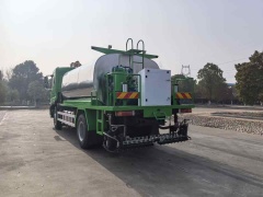 Chengli 12 cubic meter intelligent asphalt distributor