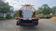 Dongfeng 4×2 asphalt distributor