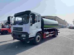 Dongfeng Tianjin 15 cubic meter (right-hand drive) sprinkler truck