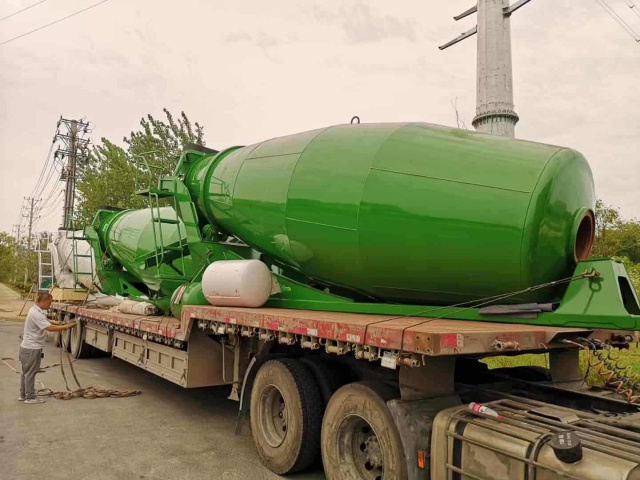 Concrete mixer truck loading and dispatch