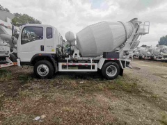 Sinotruk 4×2 mixer truck