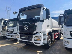 SHACMAN H3000S 6×4 Sprinkler Truck