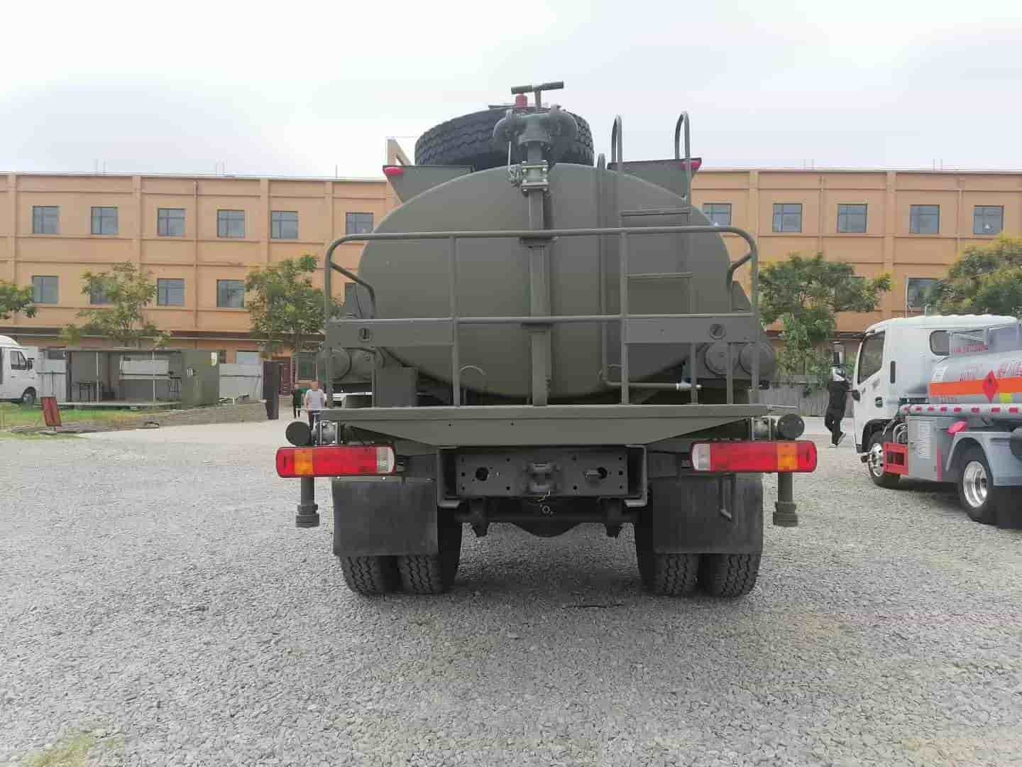 Sinotruk Howo Single-Axle Water Sprinkler Truck