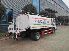 Isuzu 4x2 8 cubic meter water sprinkler truck
