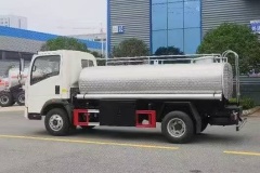 Sinotruk 304 brushed food-grade stainless steel 6-ton drinking water truck