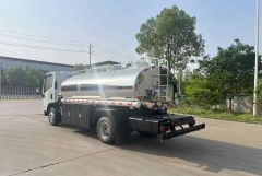 Isuzu 304 mirror-finish food-grade stainless steel 6-ton water truck