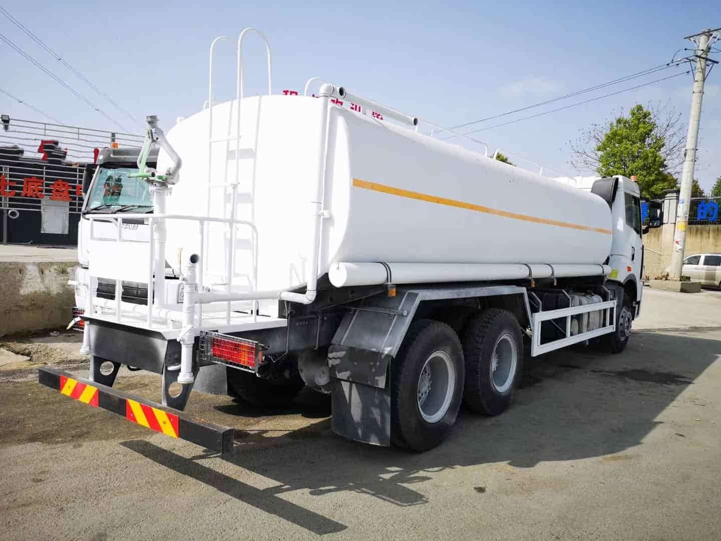 Jiefang 6×4 Sprinkler Truck