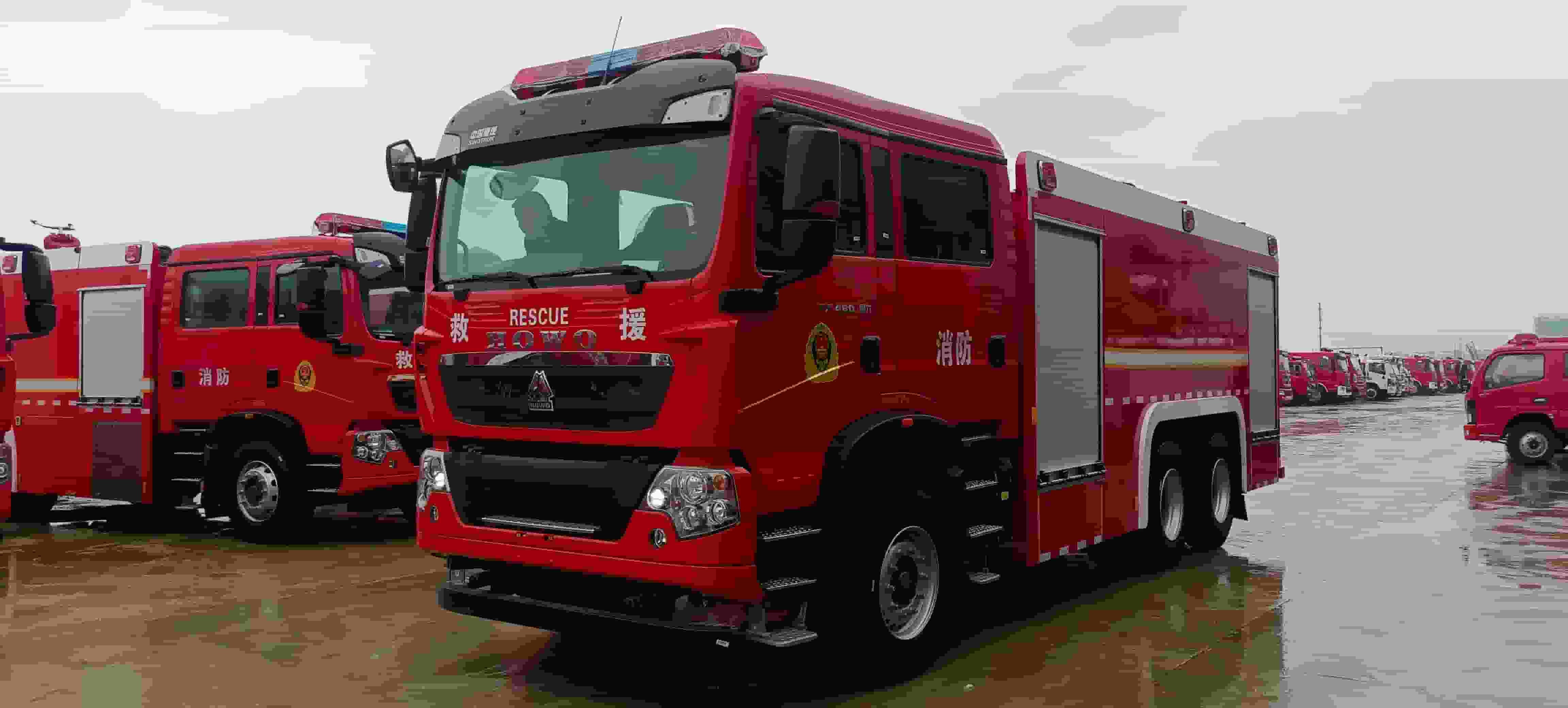 Sinotruk Howo 12-ton water tanker fire truck