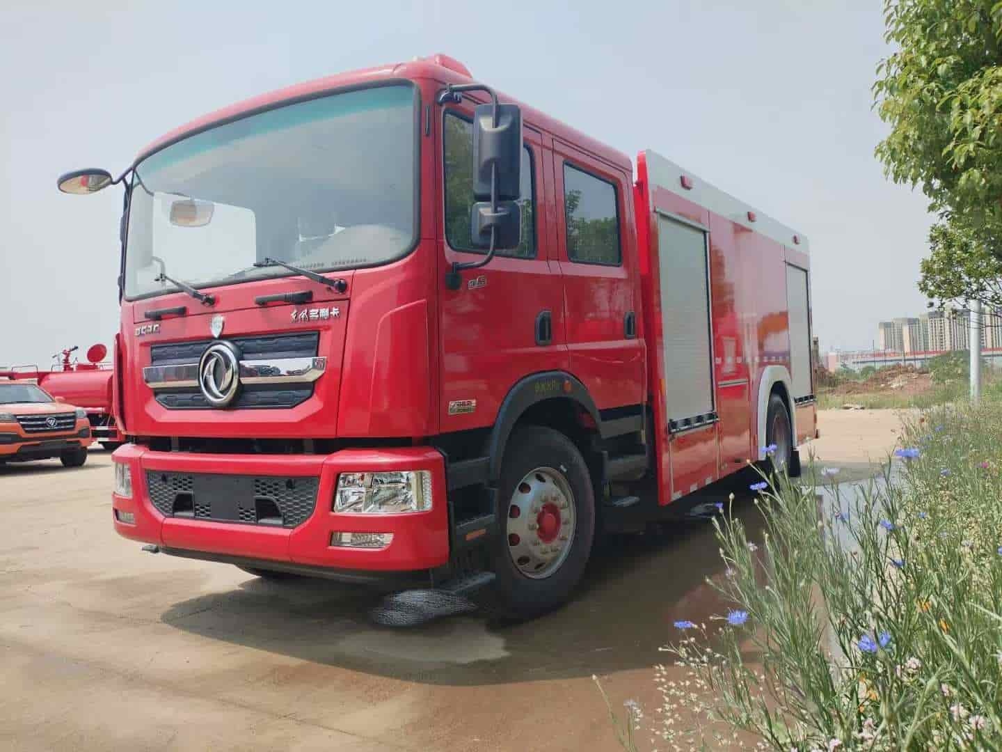 Dongfeng Dolica D9 fire truck