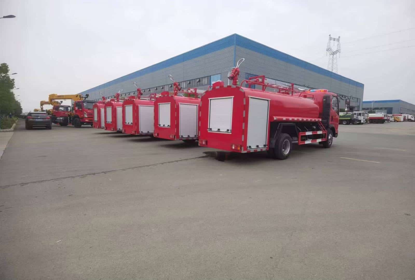 Sinotruk 5-ton fire sprinkler truck