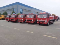 Sinotruk 5-ton fire sprinkler truck