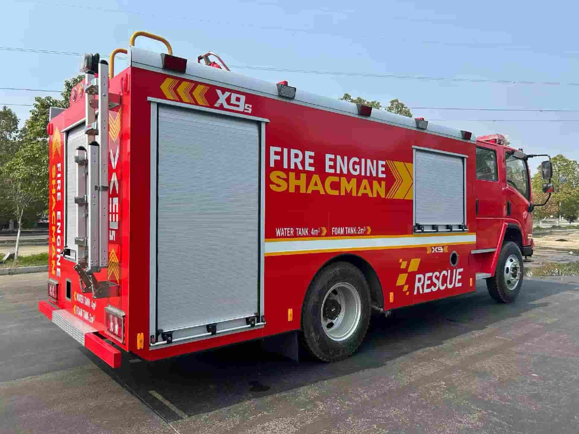 SHACMAN 6 cubic meter foam fire truck