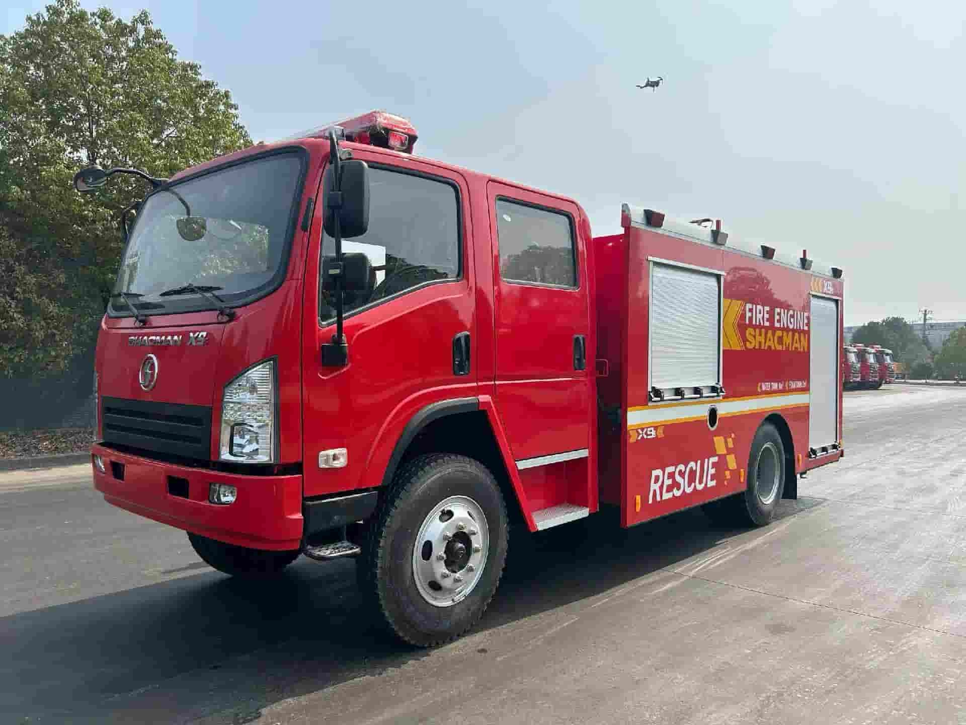 SHACMAN 6 cubic meter foam fire truck