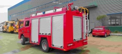 Dongfeng Dolica 2.5-ton water tanker fire truck