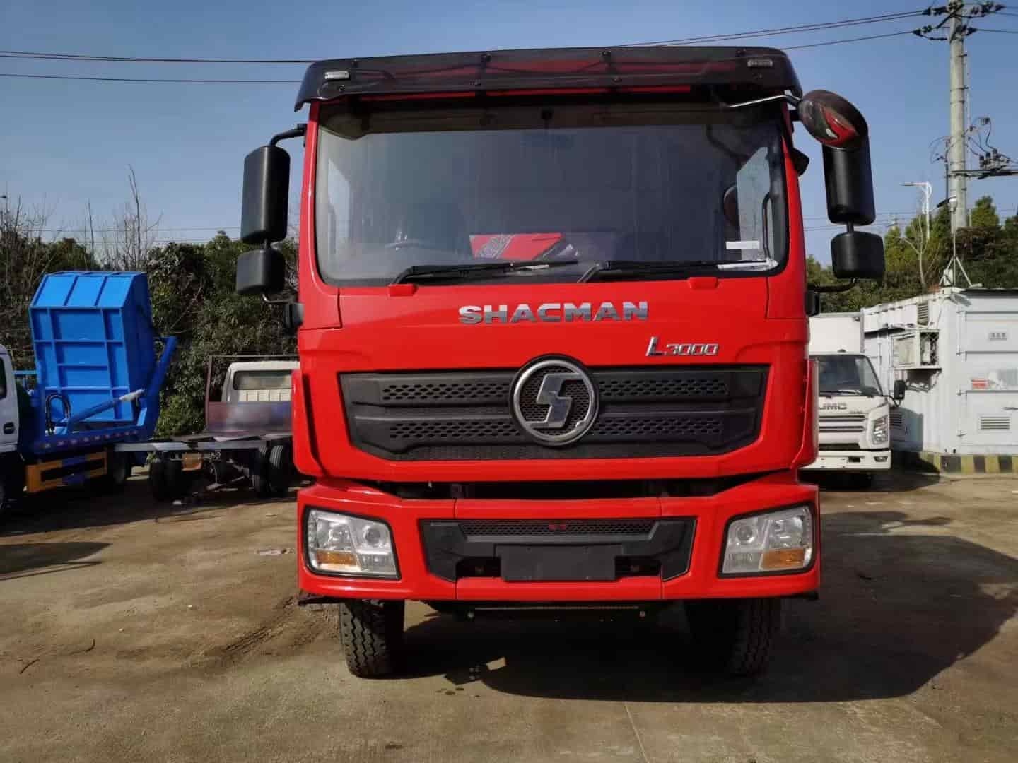 SHACMAN L3000 6×4 Truck-Mounted Crane
