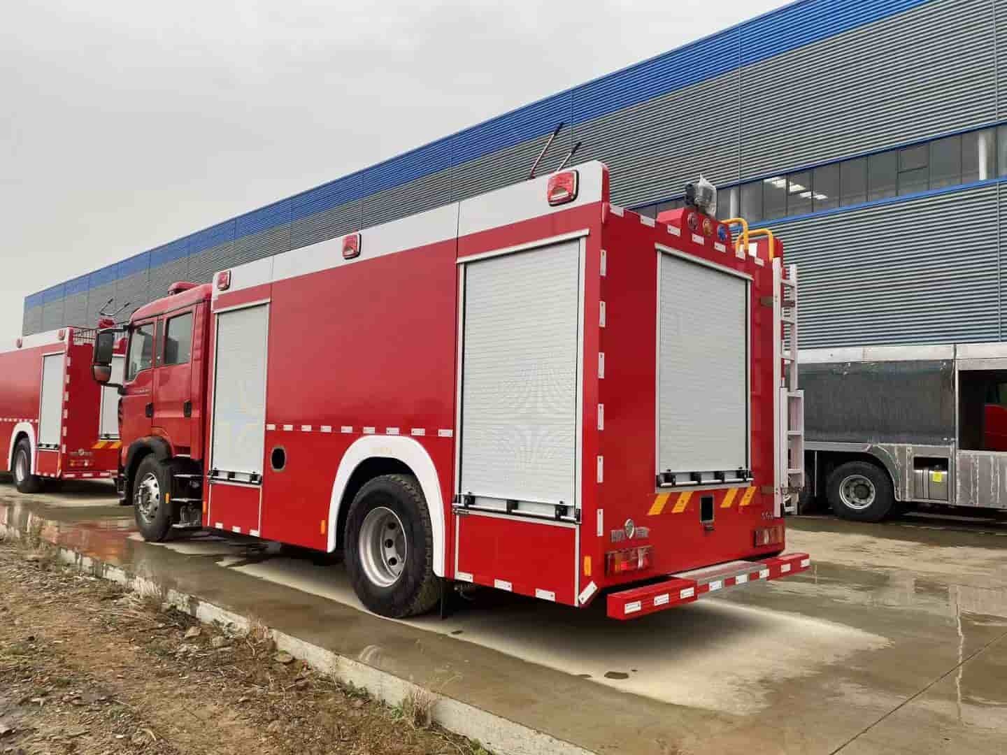 Sinotruk Howo TX Series 4×2 Foam Fire Truck