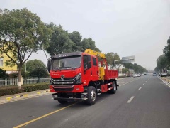 Dongfeng 4WD Double-Road Off-Road Truck Crane (National VI Emission Standard)