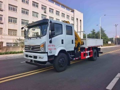 Dongfeng Huashen 4WD Off-Road Crane Truck
