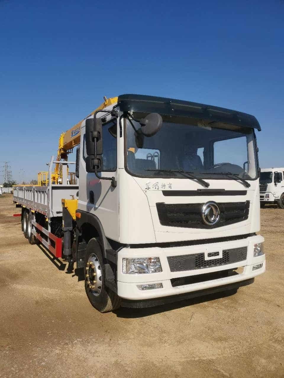 Dongfeng T5 6×4 Truck-Mounted Crane