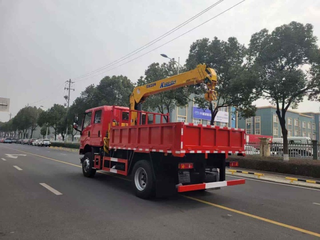 Dongfeng 4WD Double-Road Off-Road Truck Crane (National VI Emission Standard)