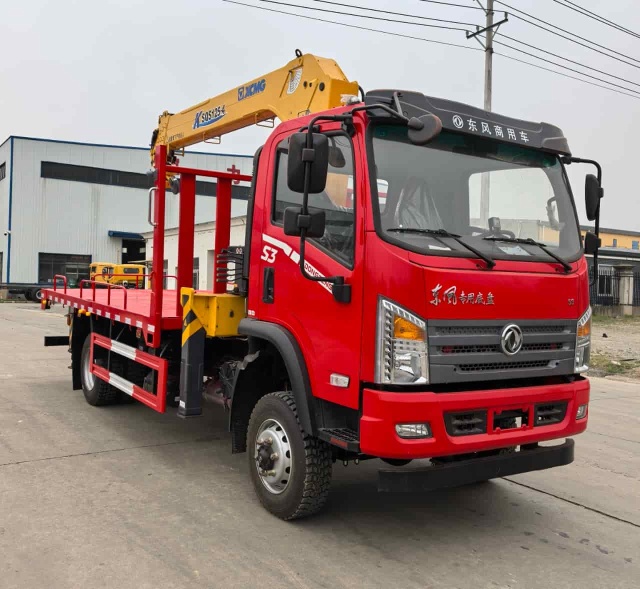 Dongfeng Single-Axle 4WD Truck-Mounted Crane