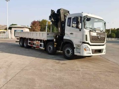 Dongfeng Tianlong 8×4 folding boom truck crane