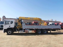 Dongfeng T5 6×4 Truck-Mounted Crane