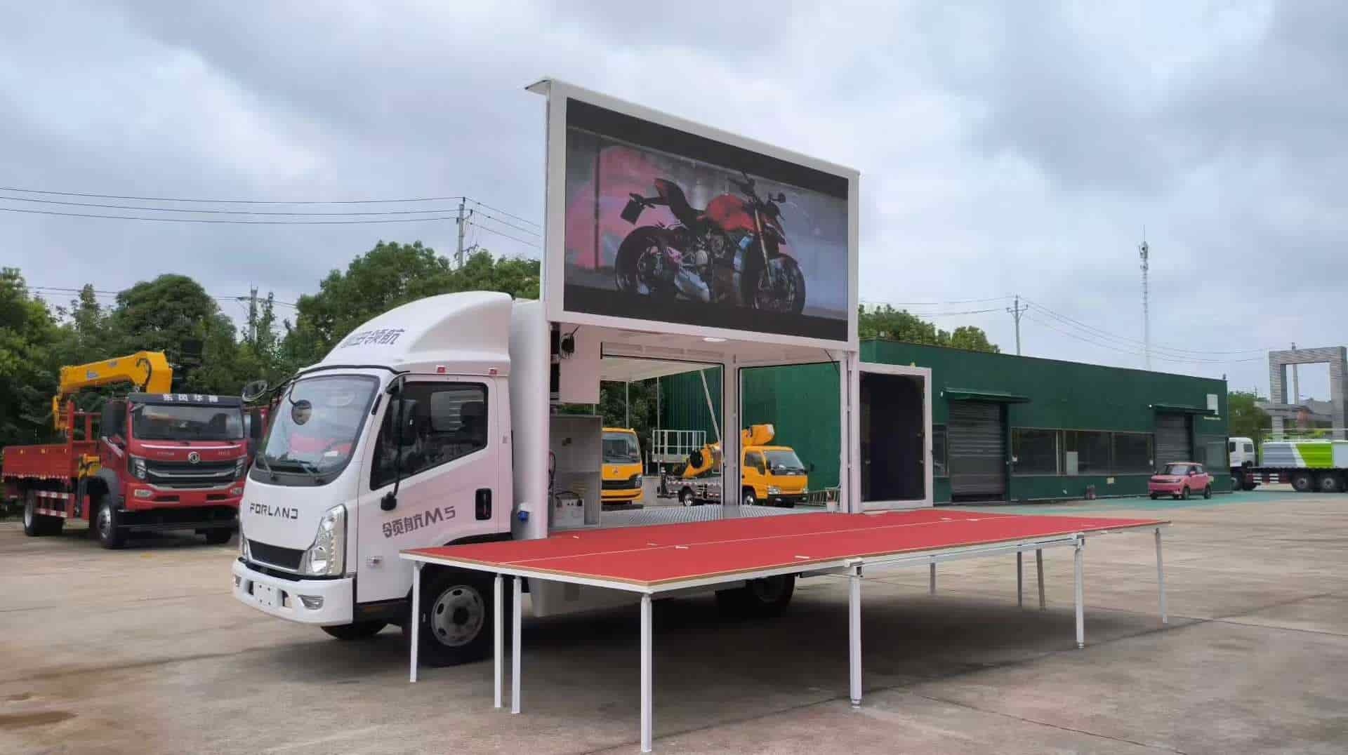 Foton Navigator M5 4.2-meter Blue-plate Advertising Truck