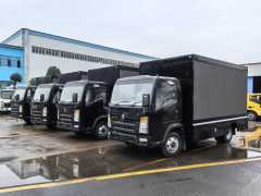 Sinotruk LED advertising vehicle, three-sided color screen splicing 3D magic cube screen