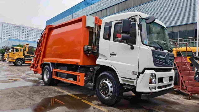 Dongfeng 14 cubic meter compressed garbage truck