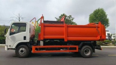 Isuzu 9 cubic meter side-loading compactor garbage truck