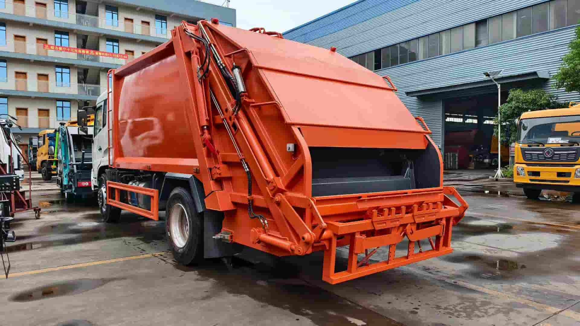 Dongfeng 14 cubic meter compressed garbage truck