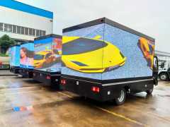 Sinotruk LED advertising vehicle, three-sided color screen splicing 3D magic cube screen