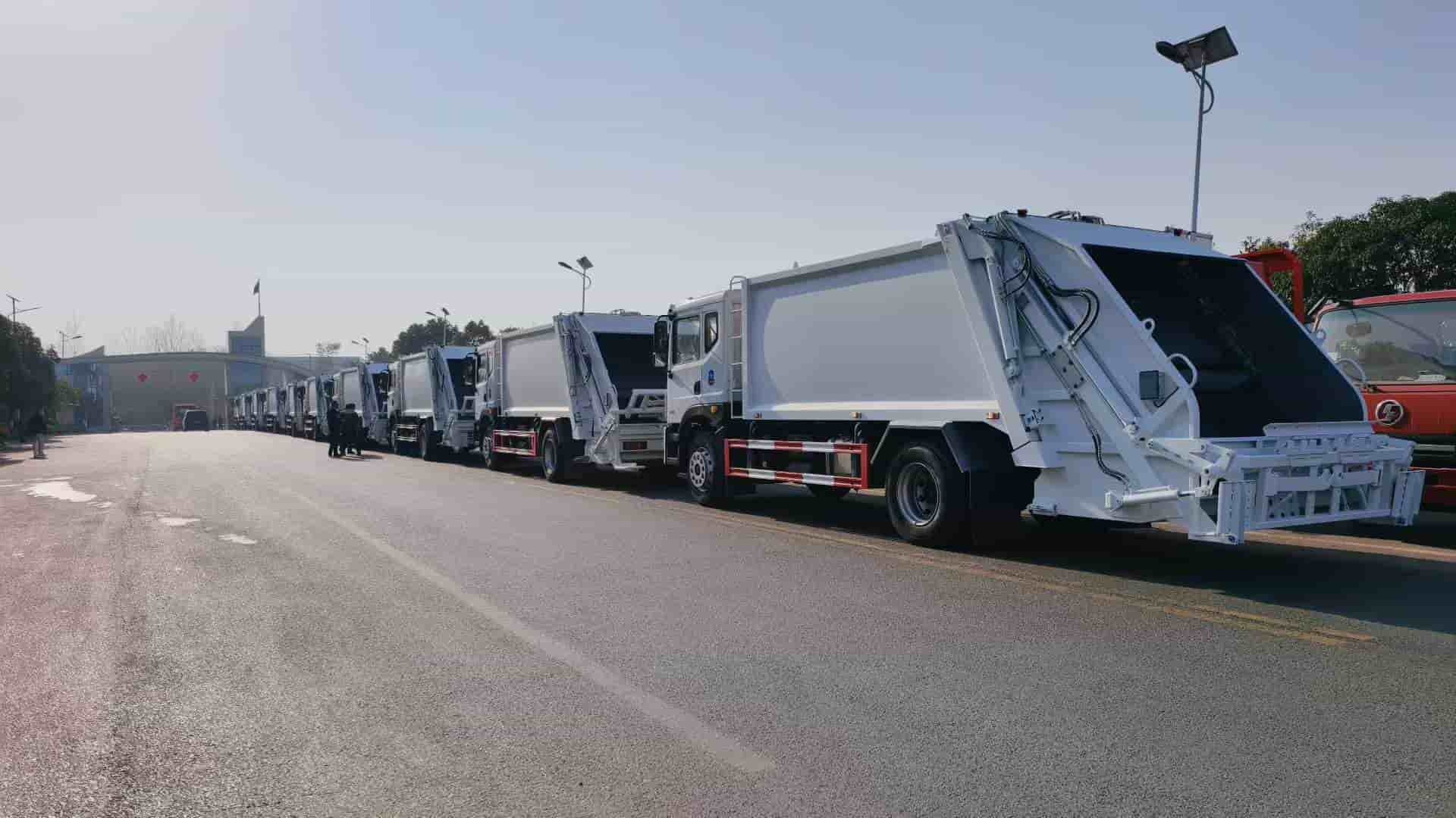 Dongfeng Huashen 14 cubic meter compressed garbage truck
