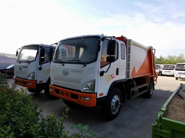 Jiefang 8 cubic meter compressed garbage truck