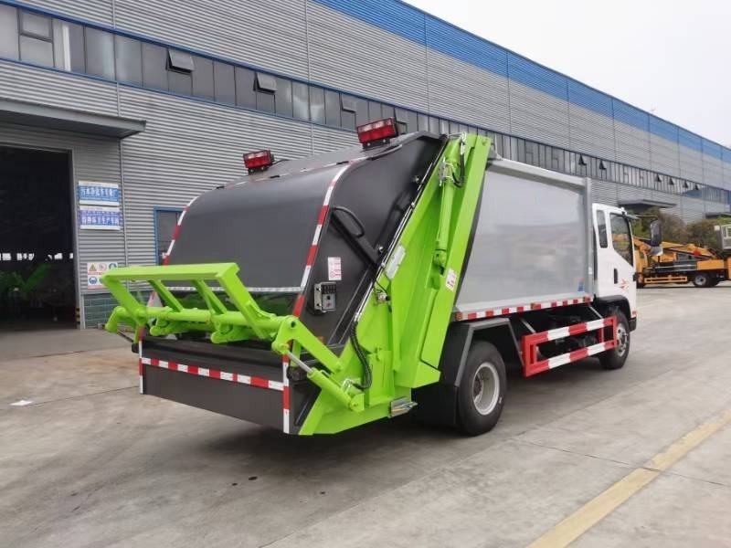 Jiefang 3.8-meter wheelbase compactor garbage truck