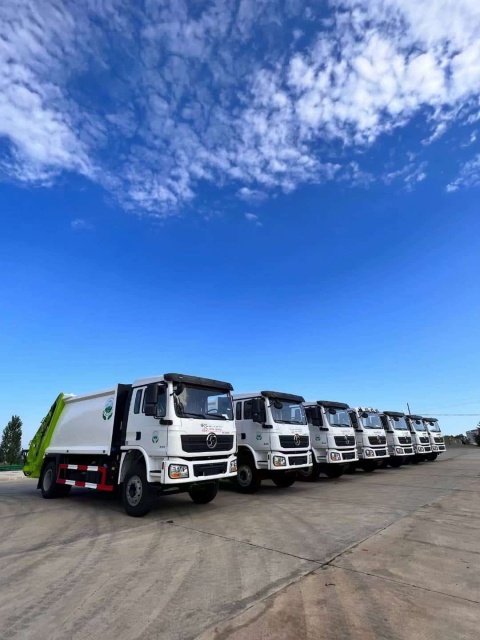 SHACMAN L3000 4×2 Compactor Garbage Truck