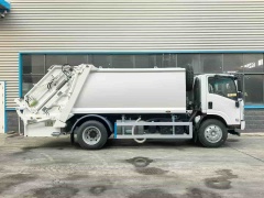 Qingling Isuzu 10 cubic meter compressed garbage truck