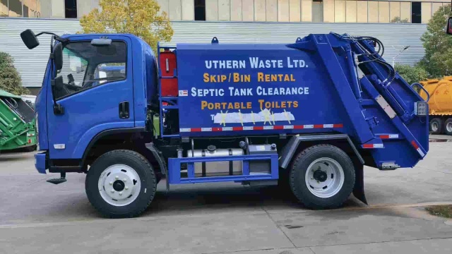 SHACMAN Delong 6 cubic meter compressed garbage truck